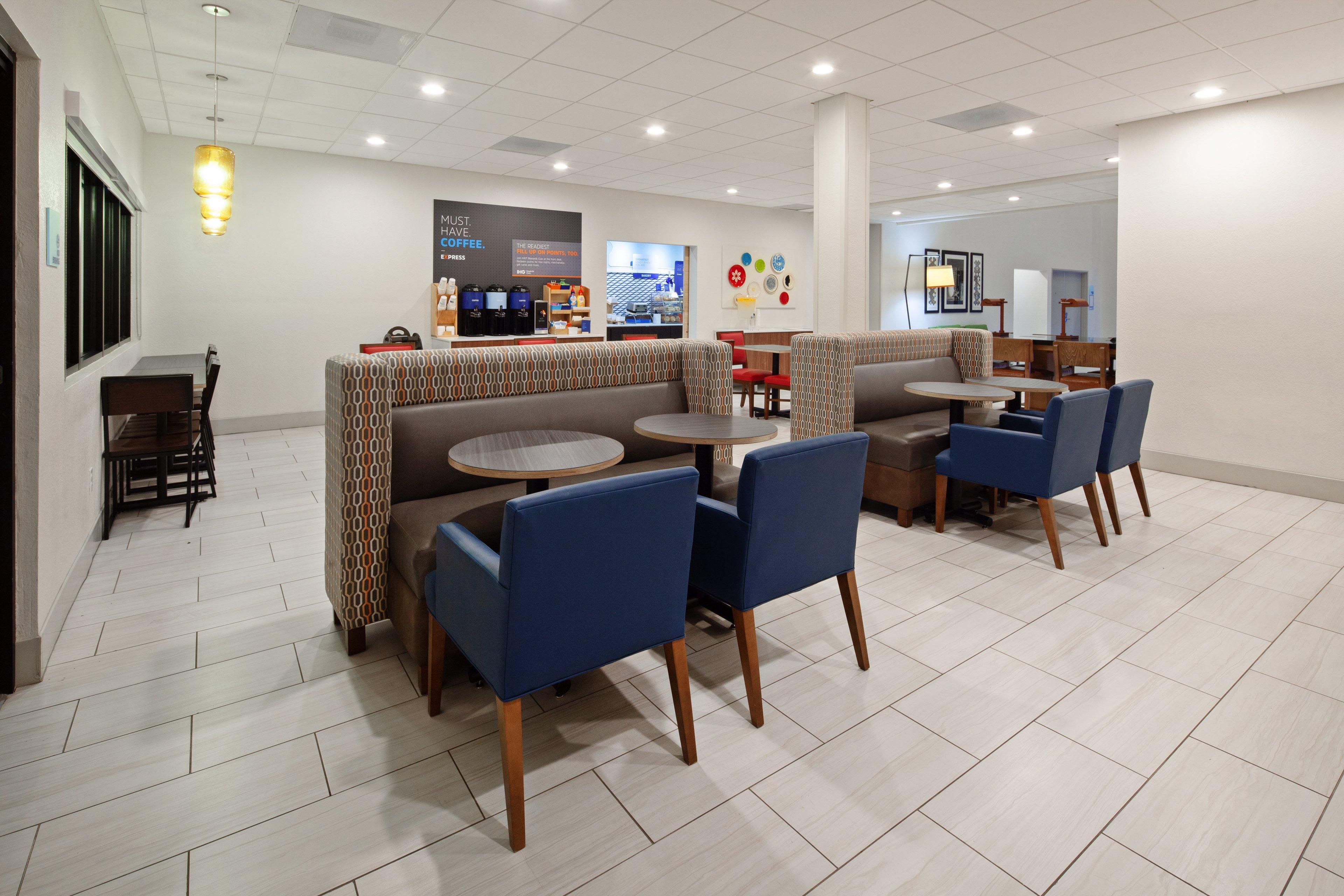Holiday Inn Express & Suites Rancho Mirage - Palm Spgs Area By Ihg Buitenkant foto