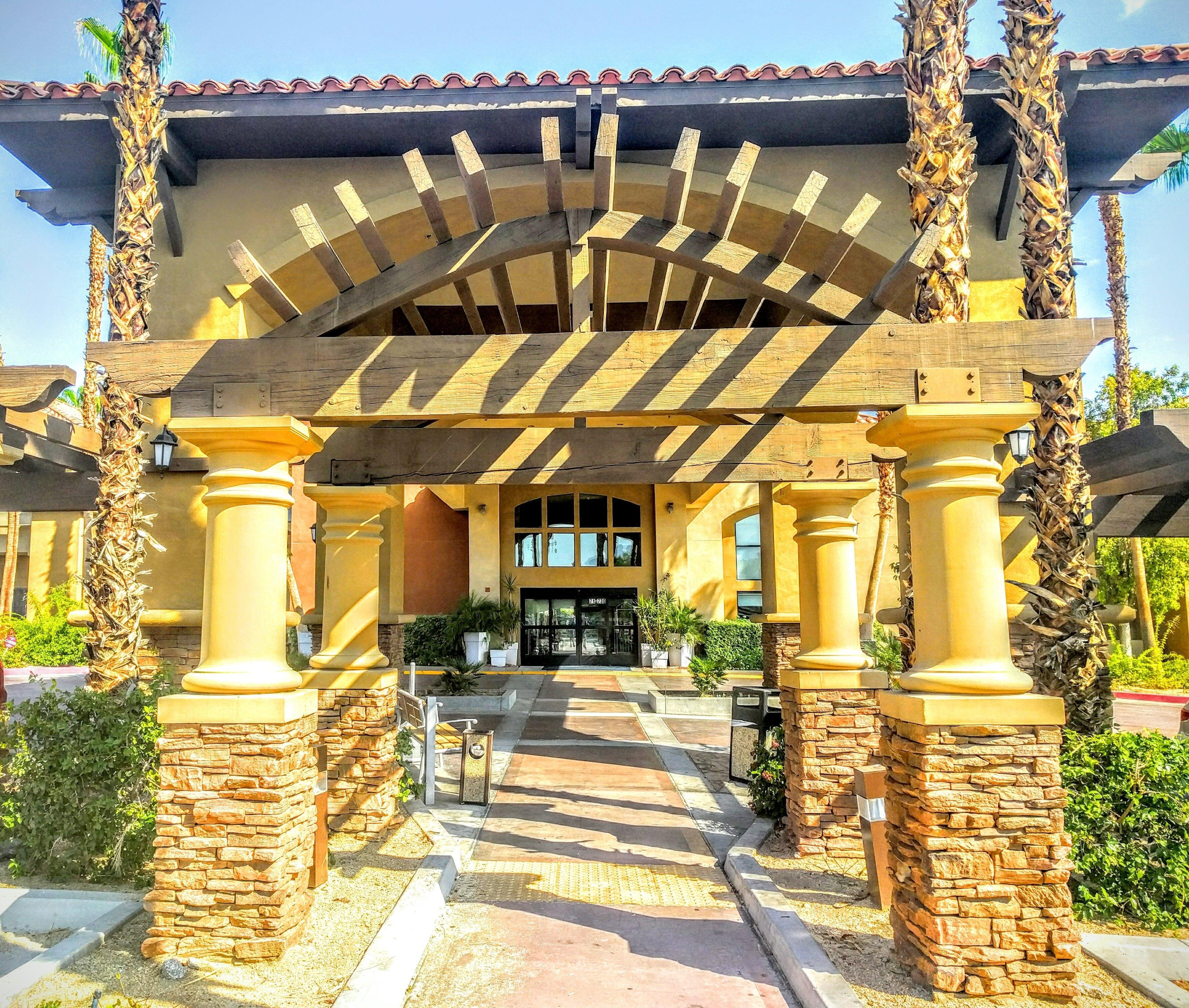 Holiday Inn Express & Suites Rancho Mirage - Palm Spgs Area By Ihg Buitenkant foto
