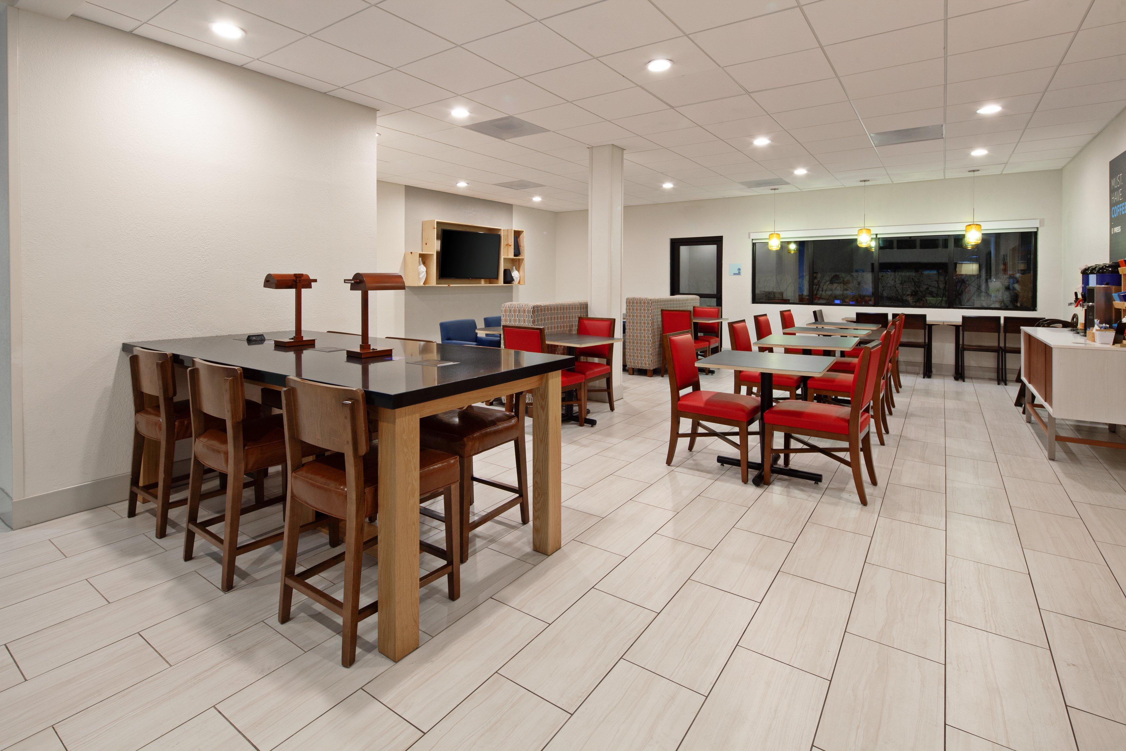Holiday Inn Express & Suites Rancho Mirage - Palm Spgs Area By Ihg Buitenkant foto