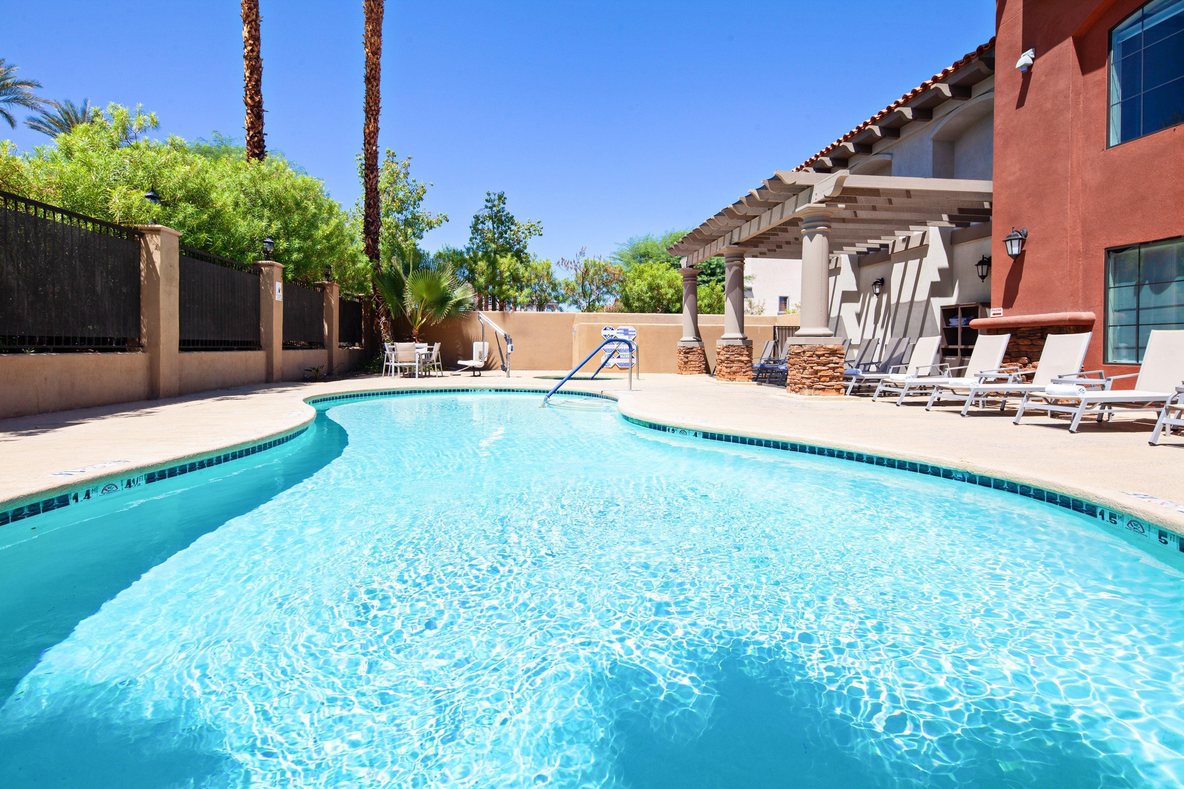 Holiday Inn Express & Suites Rancho Mirage - Palm Spgs Area By Ihg Buitenkant foto