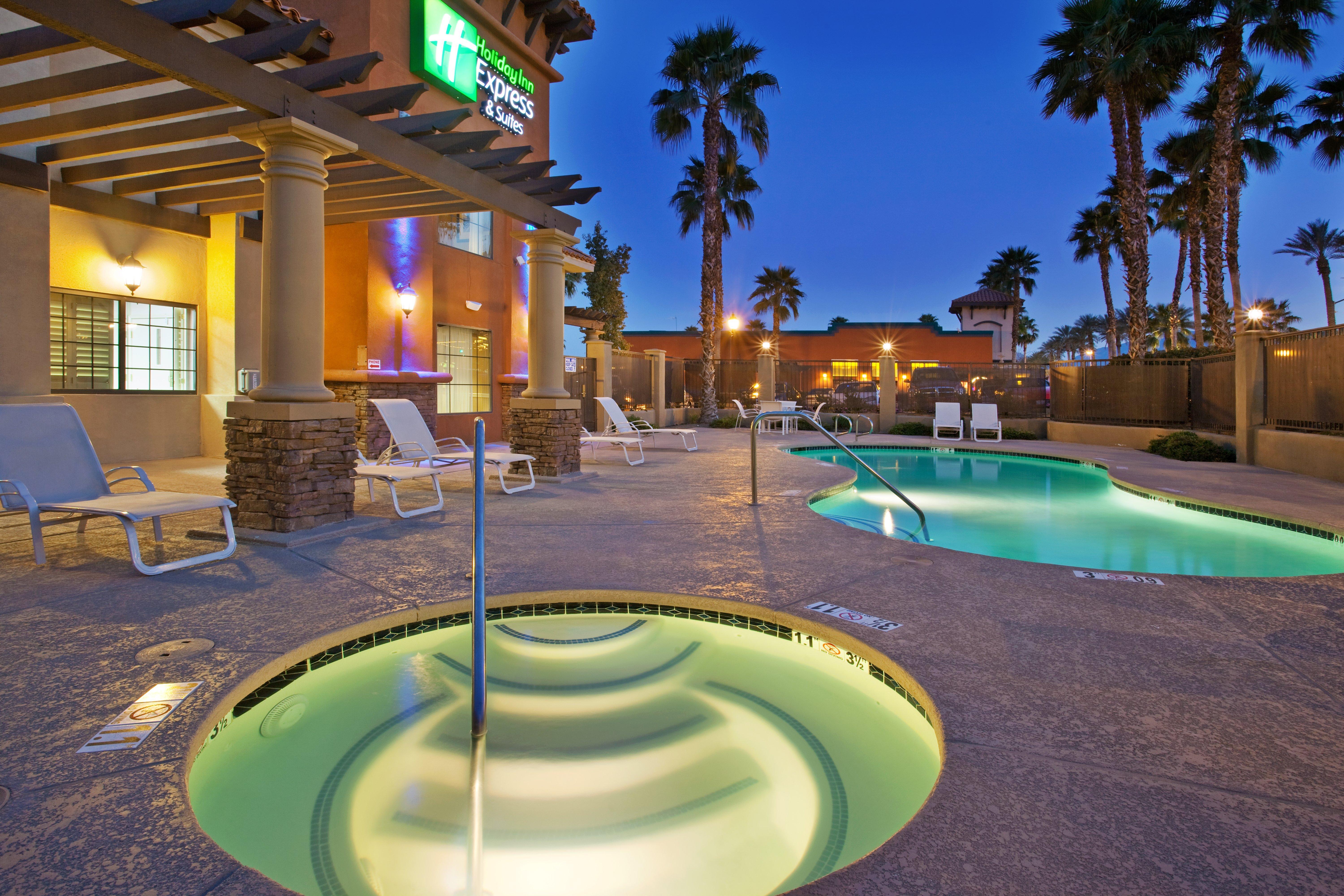 Holiday Inn Express & Suites Rancho Mirage - Palm Spgs Area By Ihg Buitenkant foto
