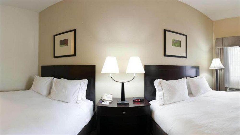 Holiday Inn Express & Suites Rancho Mirage - Palm Spgs Area By Ihg Buitenkant foto