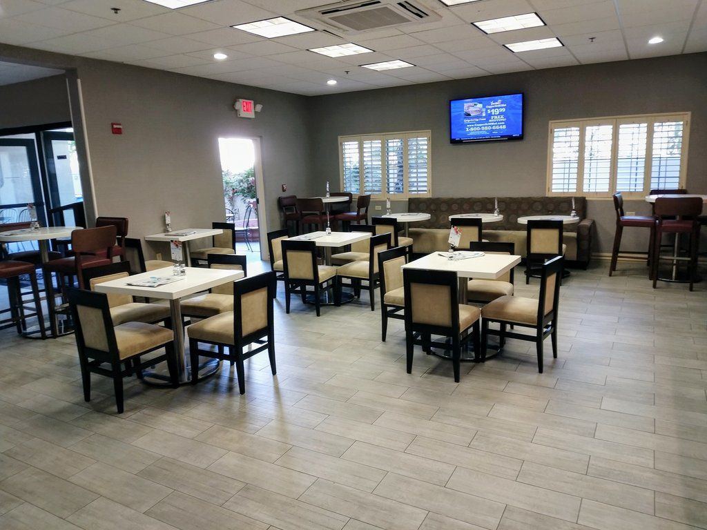 Holiday Inn Express & Suites Rancho Mirage - Palm Spgs Area By Ihg Buitenkant foto
